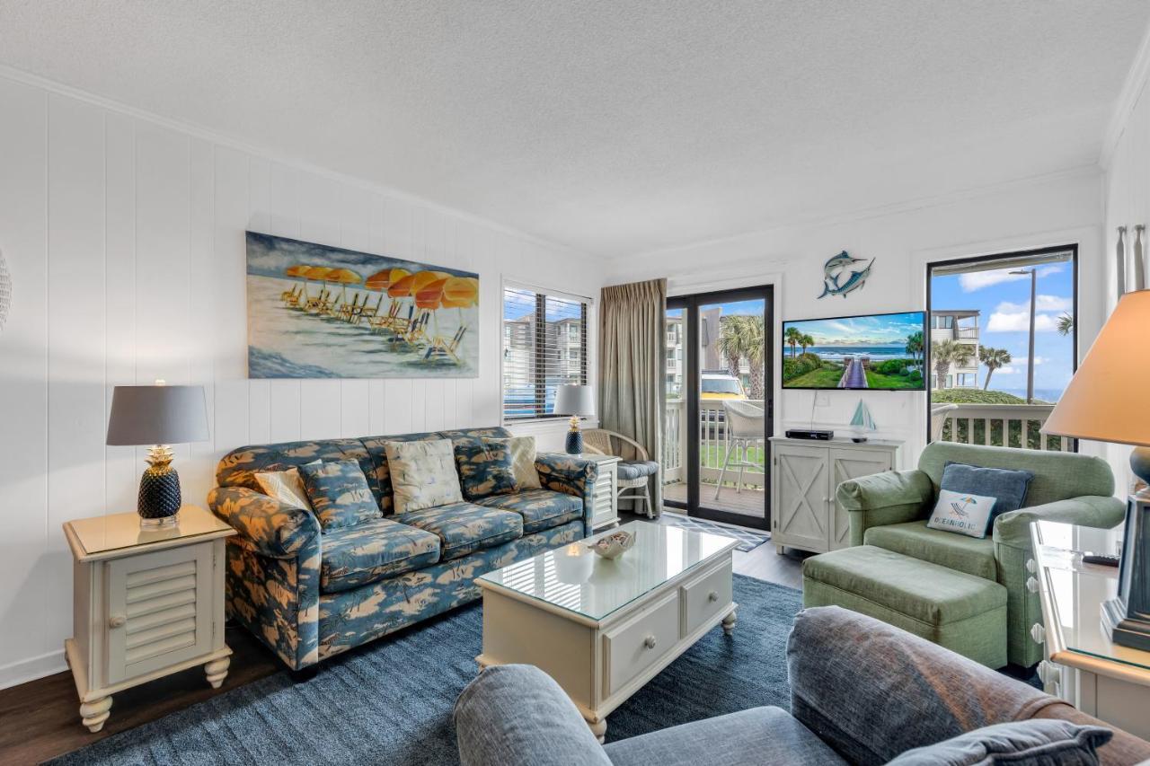 2 Bedroom Ocean Forest Steps Away From Pristine Sandy Beaches Myrtle Beach