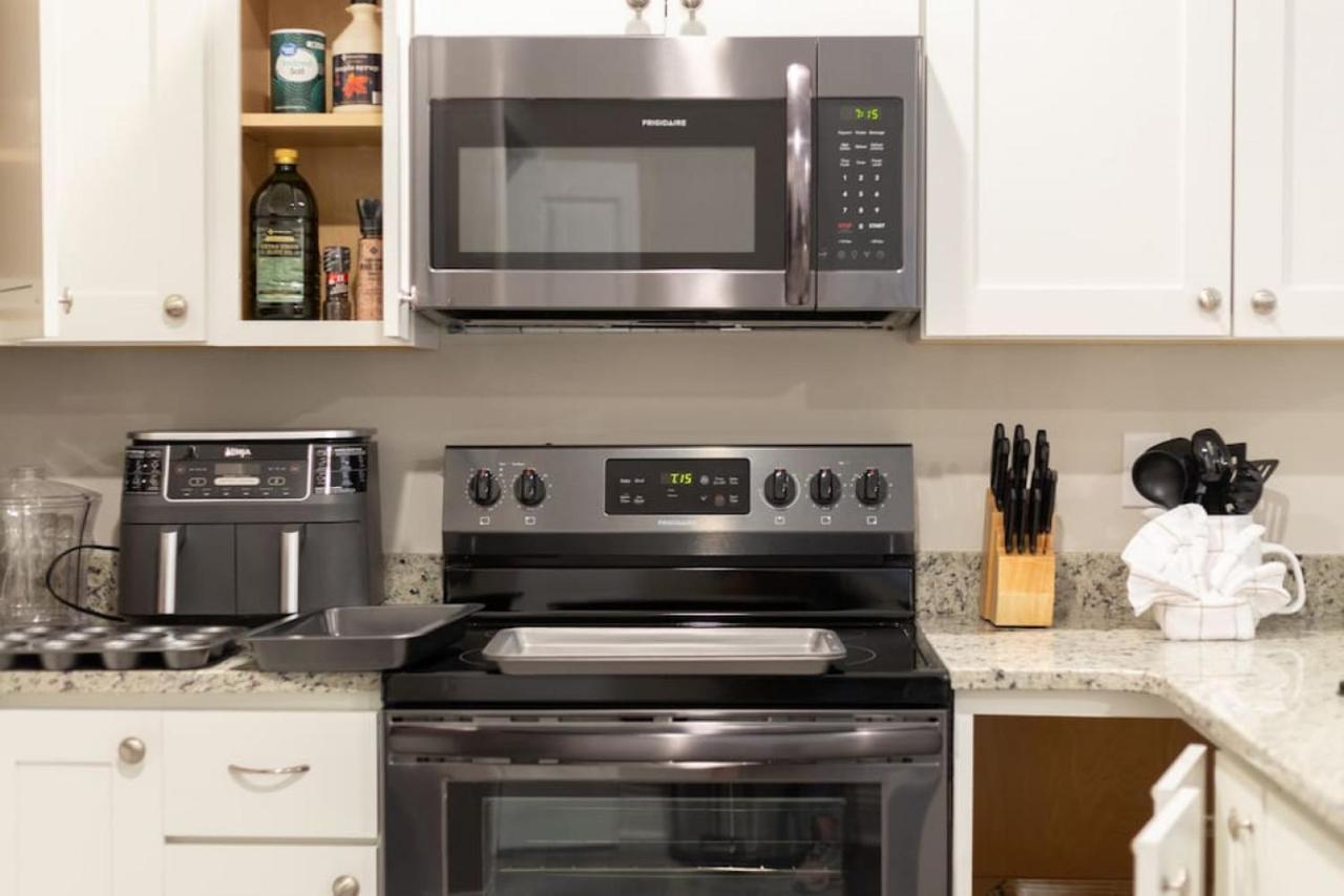 4br King Size Beds Steps To Ground Level E Apartment Myrtle Beach