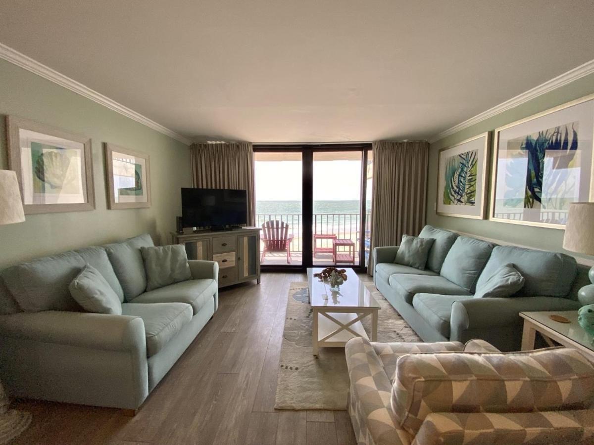 Royal Garden 201 Apartment *
