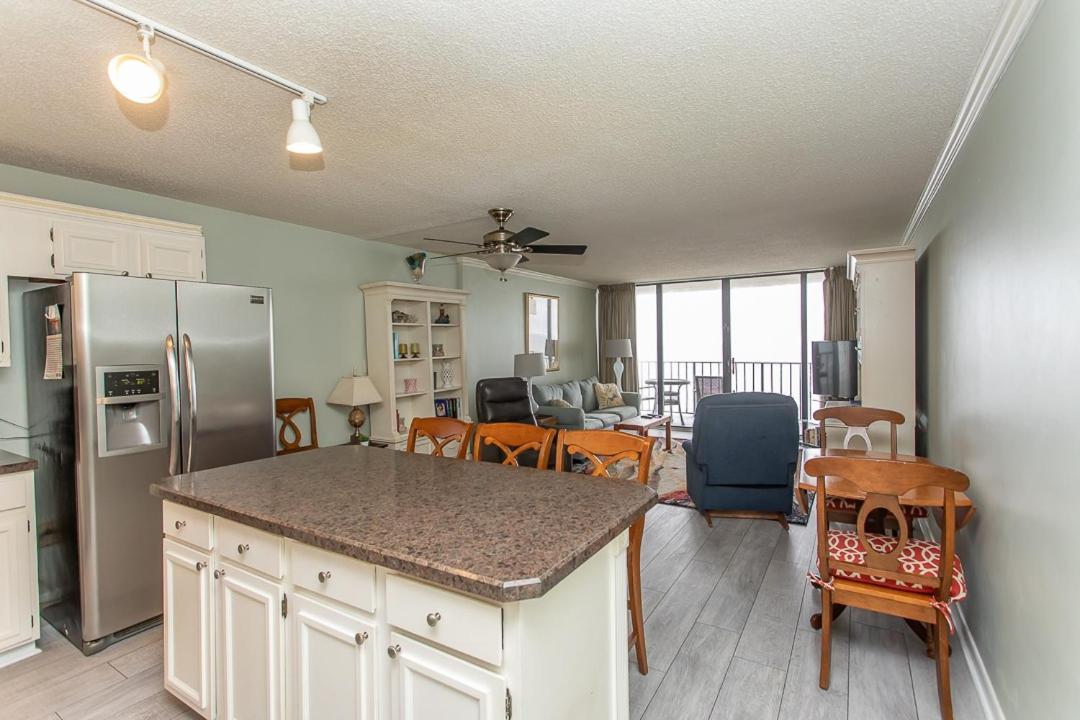 Apartment Royal Garden 203