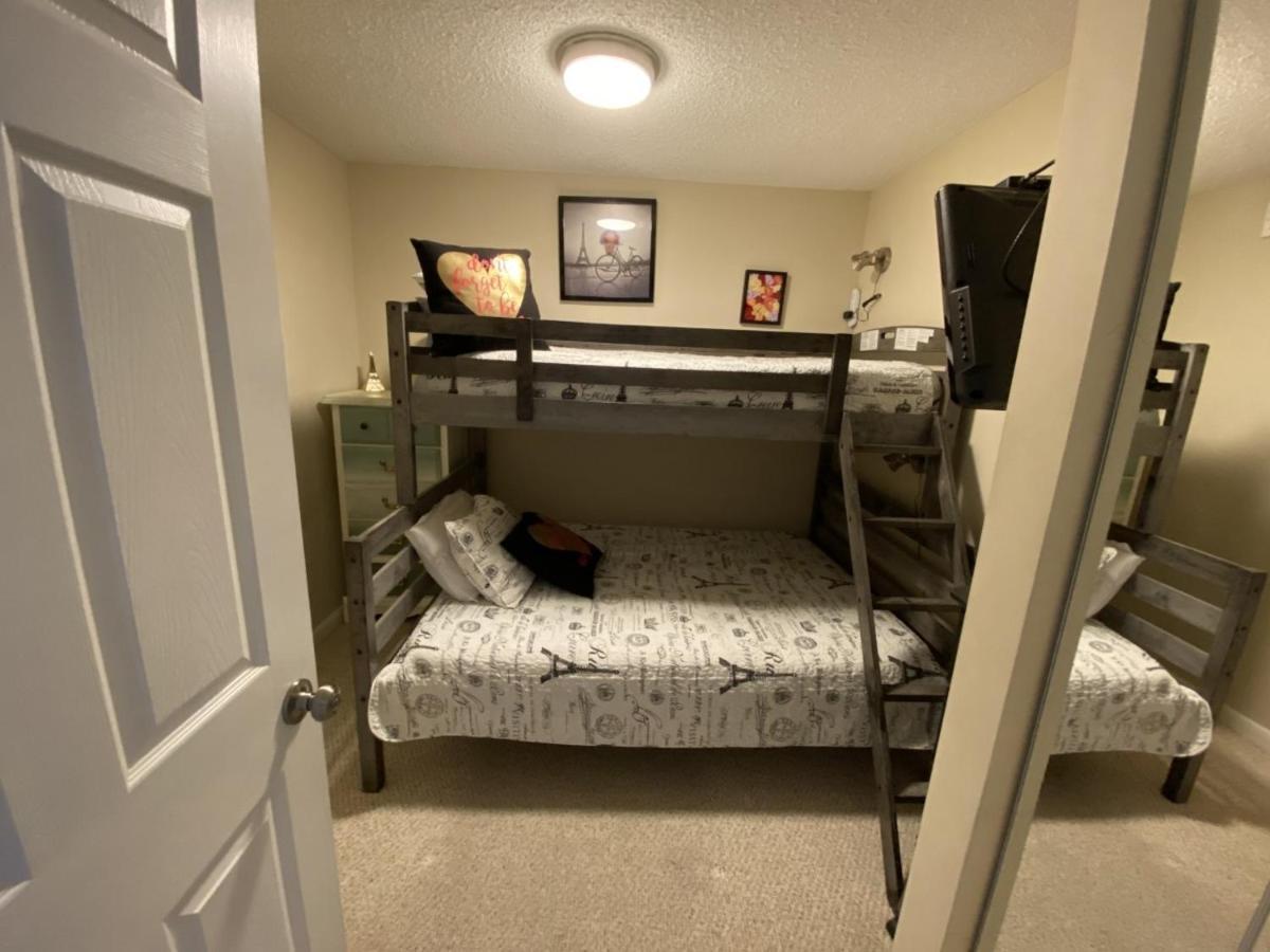 Royal Garden 1205 Apartment