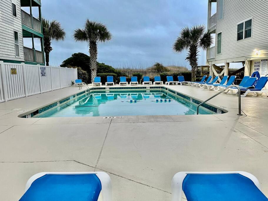 Apartment Lovely 2 Bedroom With Ocean View 304- 3rd Floor No Elevator Myrtle Beach