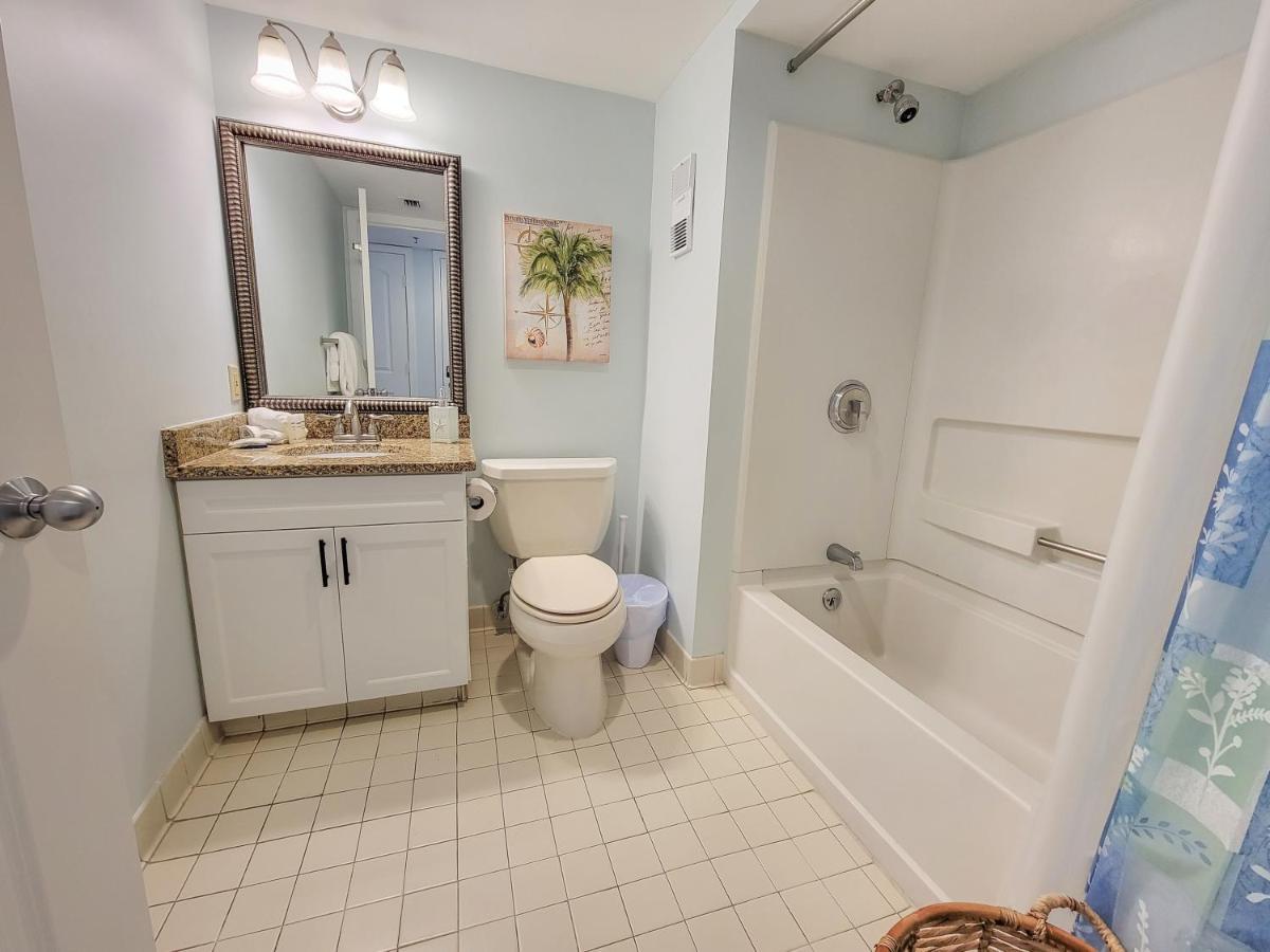Apartment 1202 South Hampton *