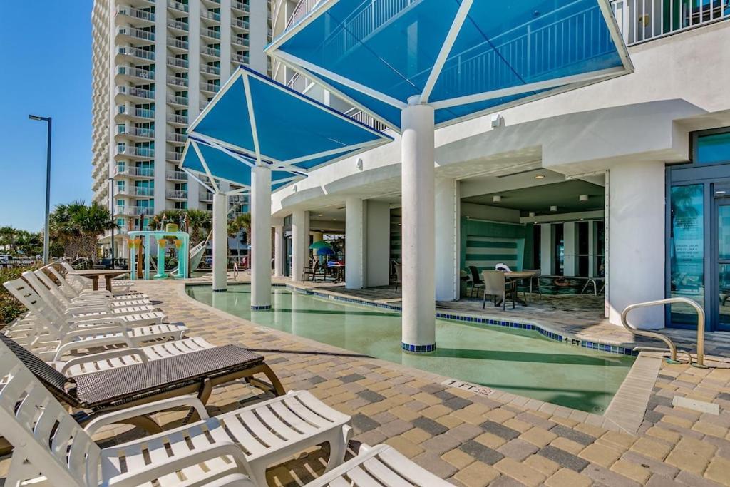 Apartment Gorgeous Ocean Front 2bd 2 Full Baths, 2 Balconies