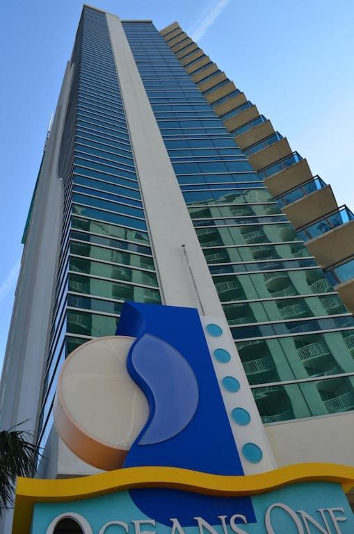 Gorgeous Ocean Front 2bd 2 Full Baths, 2 Balconies Myrtle Beach