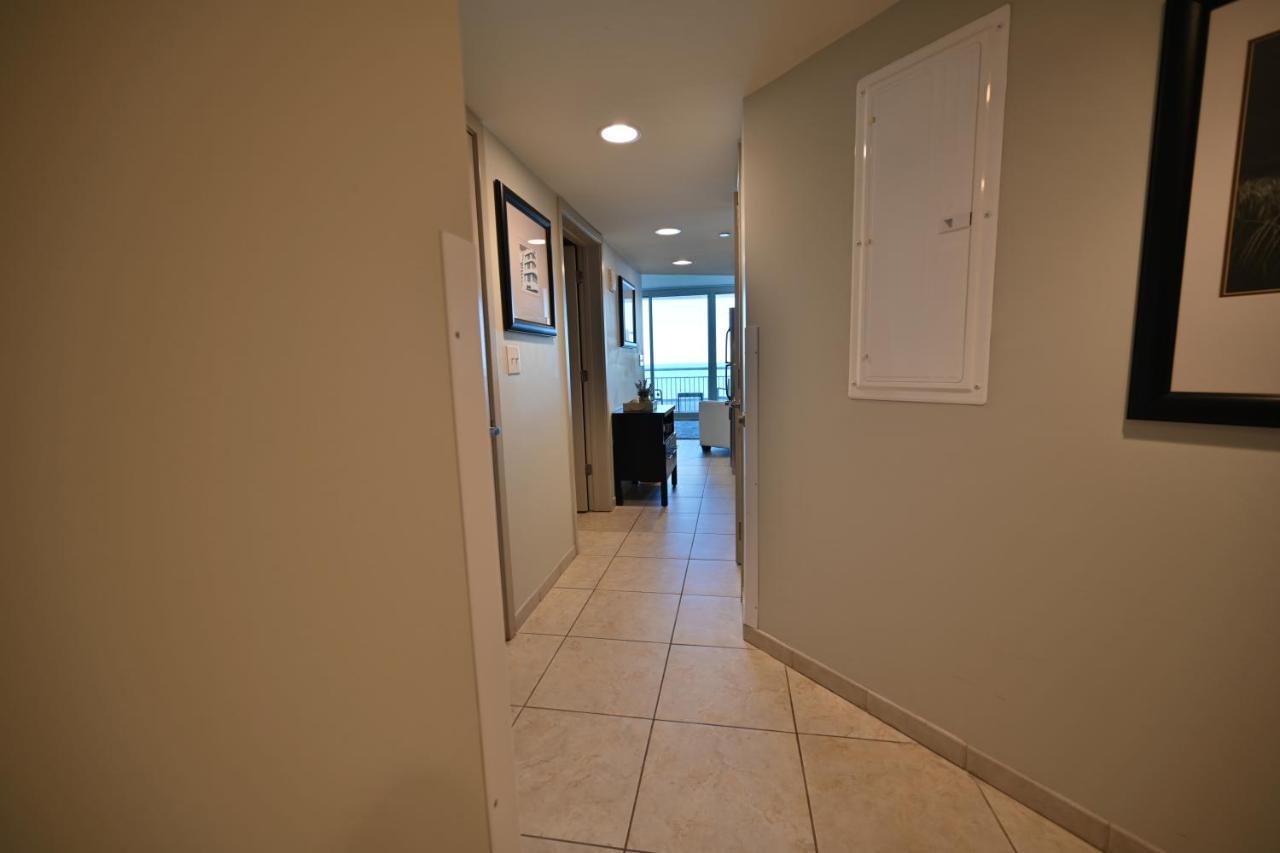 Spectacular Ocean Front Real 1 Bedroom Condo, 2 Ba Aparthotel Myrtle Beach