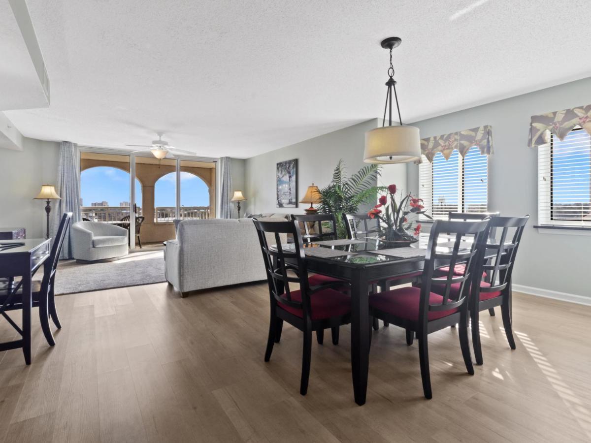 Apartment Yacht Club #3-705 *