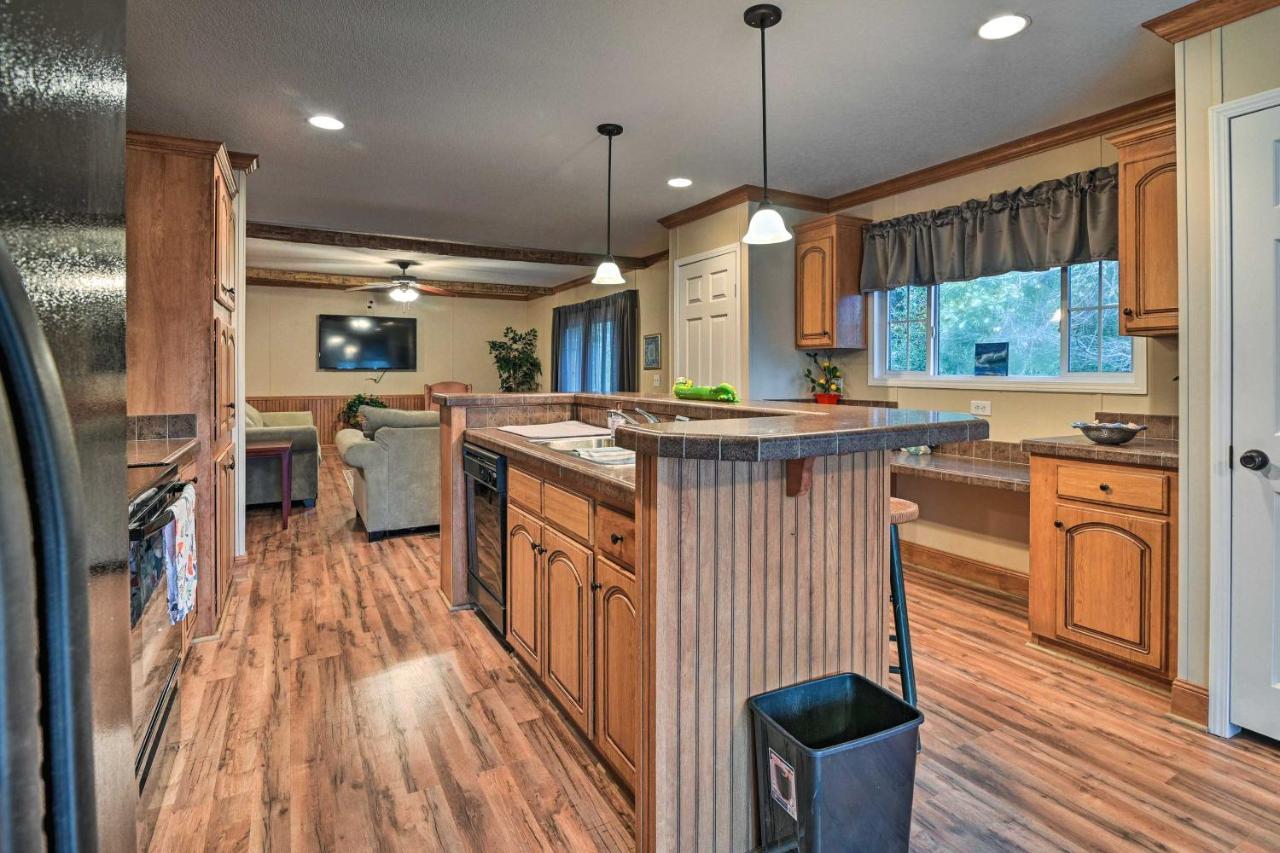 Cozy Murrells Inlet About 3and4 Mi To Beach! Holiday home *