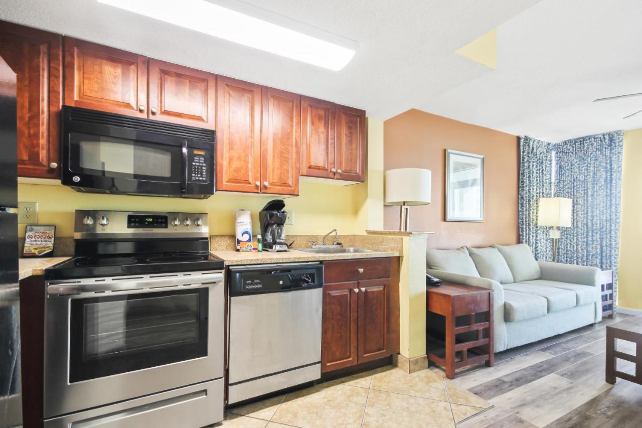 Dunes Village 836