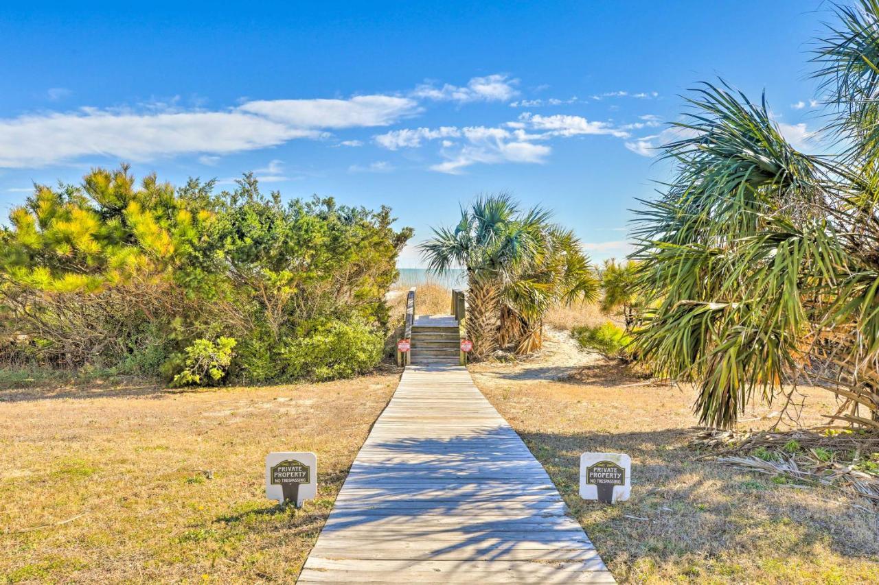 Myrtle Access And Amenities! *
