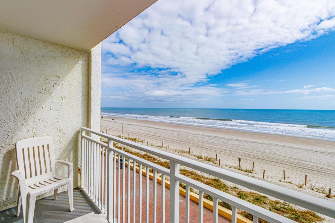 Renovated Oceanfront Condo! Perfect For 2-4 Guests! Sea Mist 20301 Holiday home *
