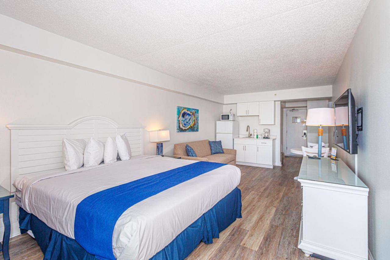 Renovated Oceanfront Condo! Perfect For 2-4 Guests! Sea Mist 20301