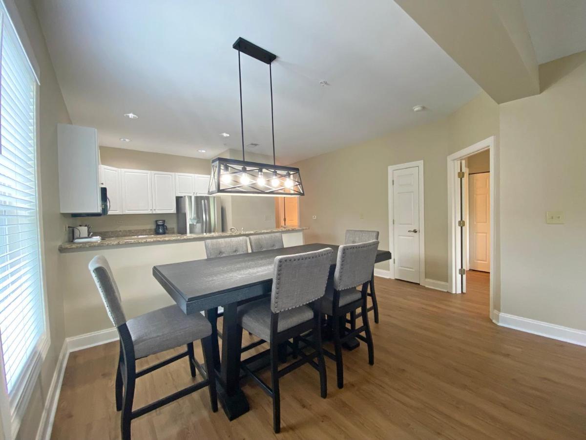 World Tour 306 Bayhill By Palmetto Vacation