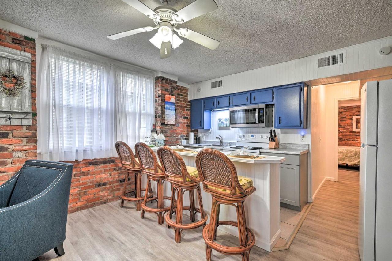 Ground Floor Unit 10 Miles To Myrtle Apartment