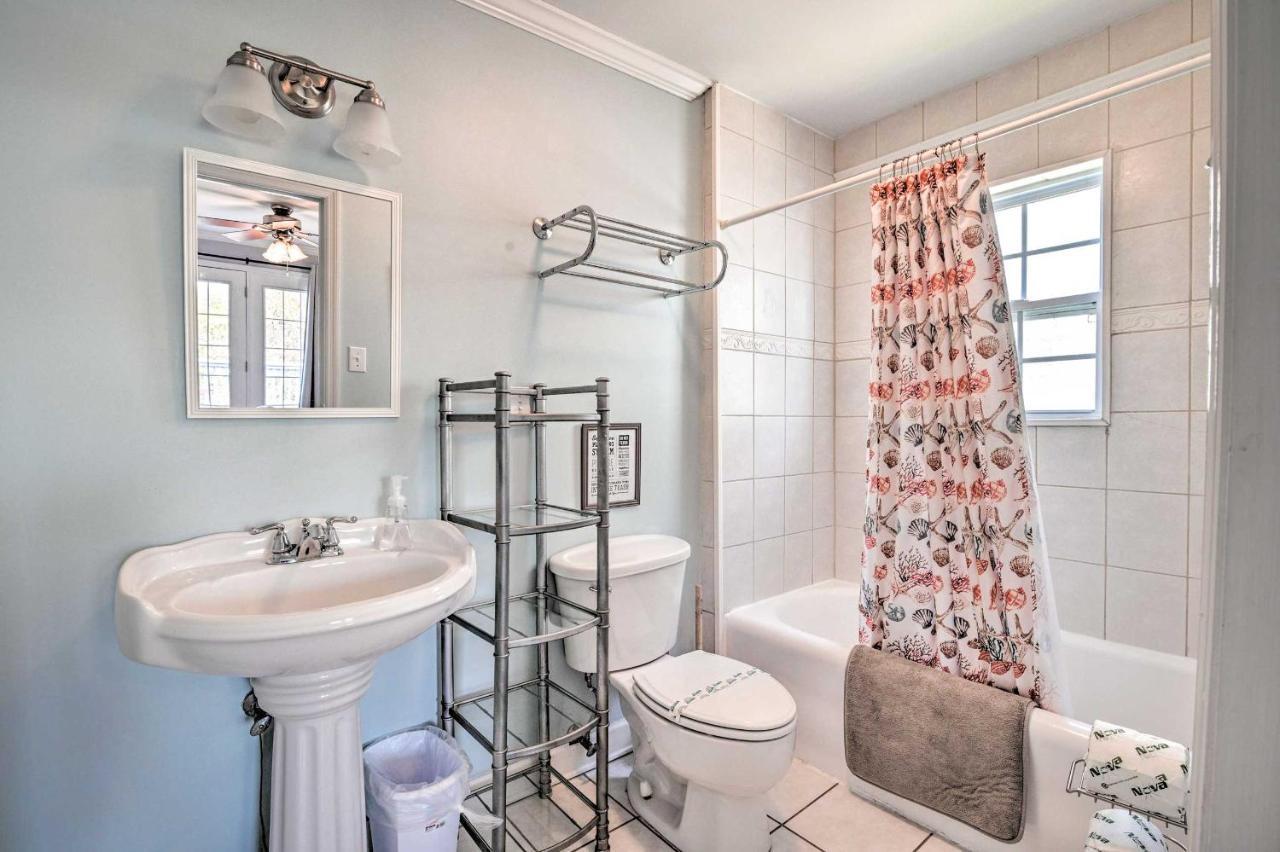 Murrells Inlet Upstairs Unit 1 Block To Beach! *