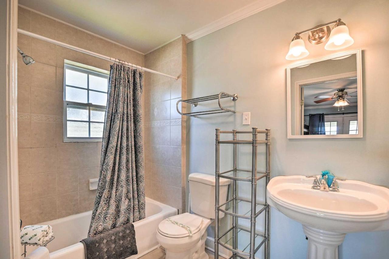 Murrells Inlet Upstairs Unit 1 Block To Beach!