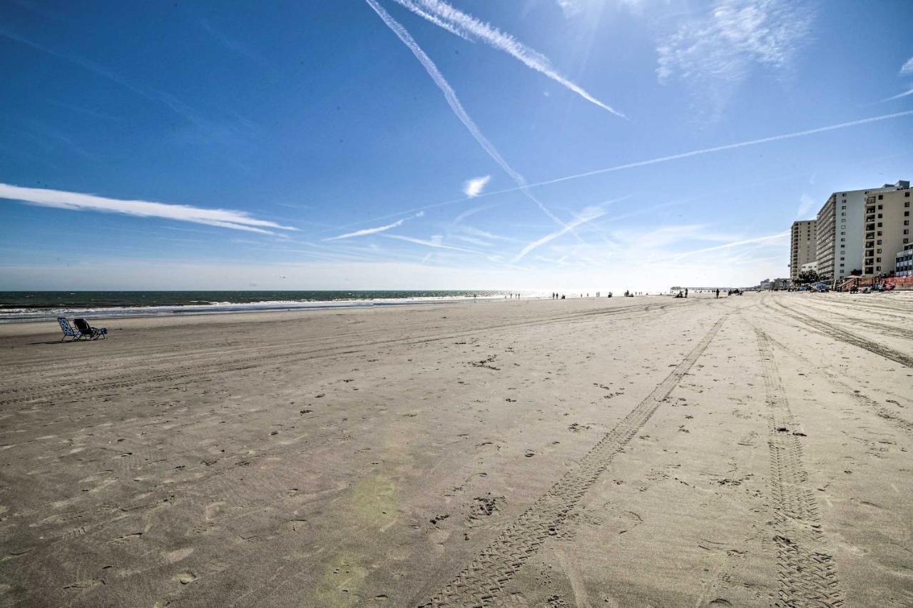 Murrells Inlet Upstairs Unit 1 Block To Beach! Apartment