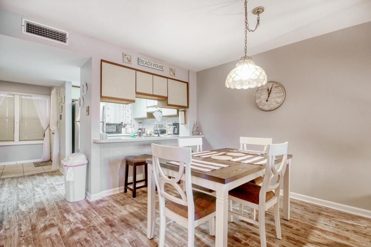 Dunes Pointe A-3 Apartment *