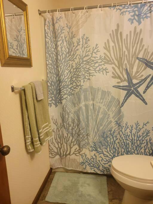 Sandpiper- 2 Bedroom, 2 Bath- 3rd Story Ocean View *