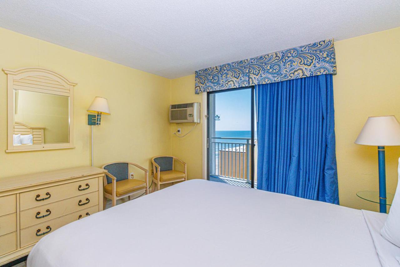 Updated Ocean View Studio- Sea Mist 51403