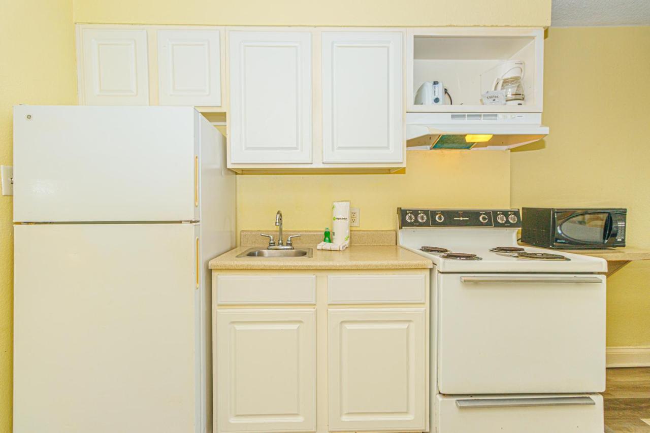 Updated Ocean View Studio- Sea Mist 51307 * Myrtle Beach