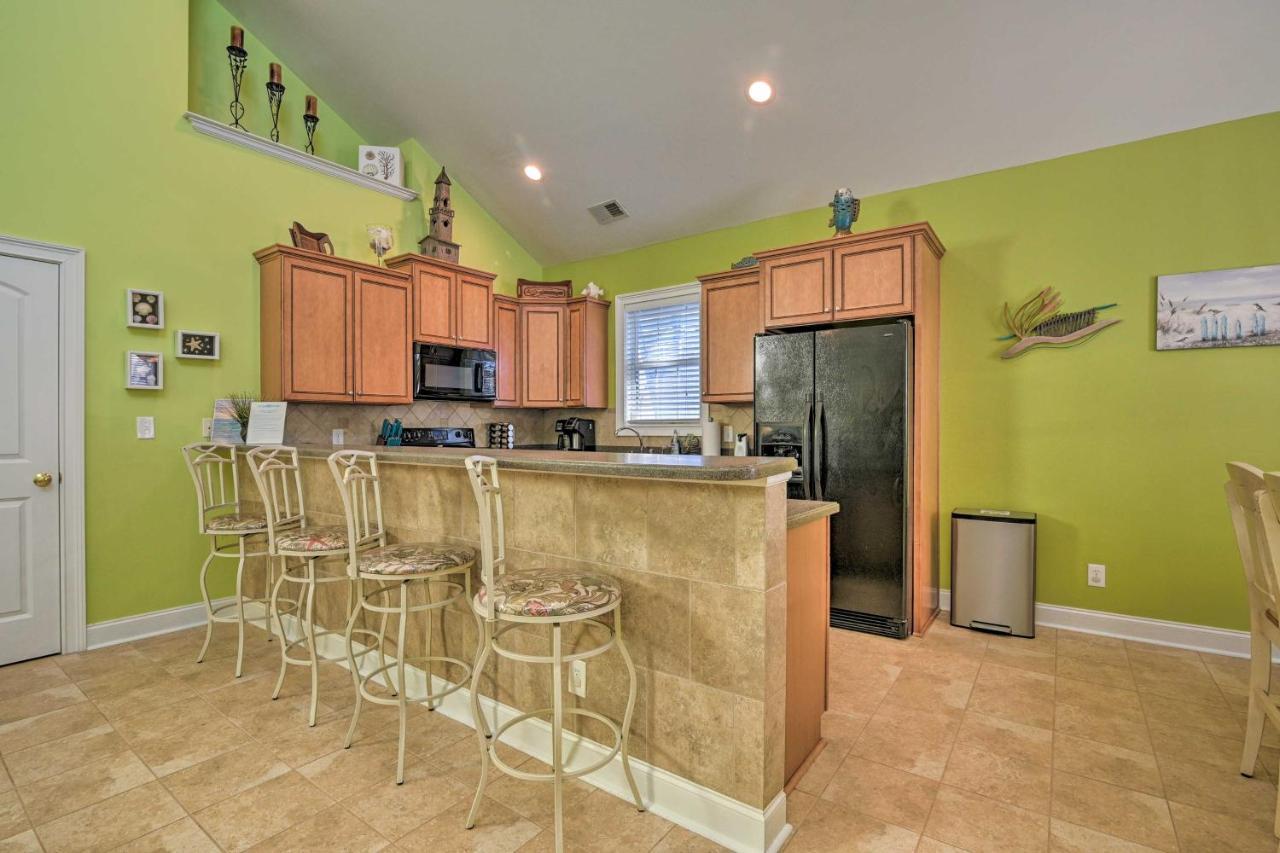 Charming Bermuda Bay Hideaway With Game Room!