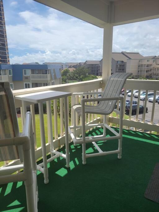 Sandpiper- 2 Bedroom, 2 Bath- 3rd Story Ocean View * Myrtle Beach