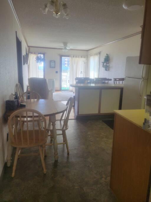 Sandpiper- 2 Bedroom, 2 Bath- 3rd Story Ocean View Apartment Myrtle Beach