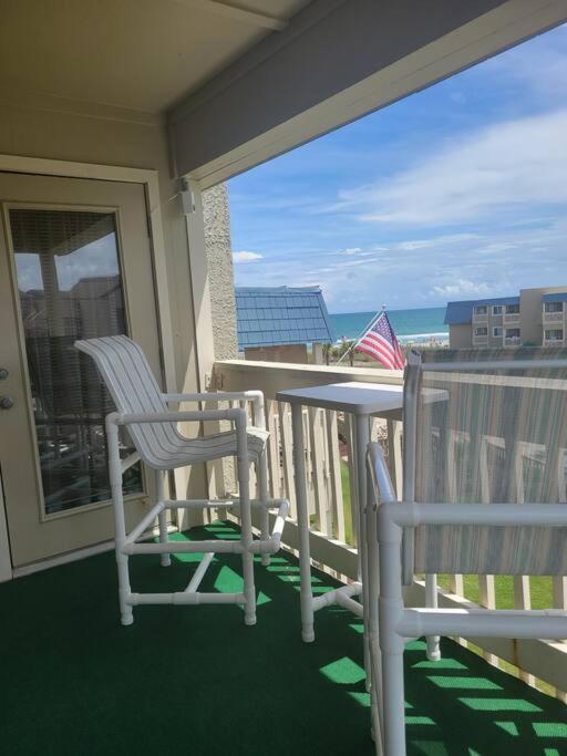 Apartment Sandpiper- 2 Bedroom, 2 Bath- 3rd Story Ocean View