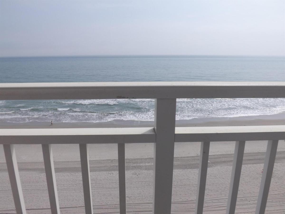 Recently Renovated Oceanfront Double Full Suite! Sea Mist 20909- Sleeps 2-4 Guests! * Myrtle Beach