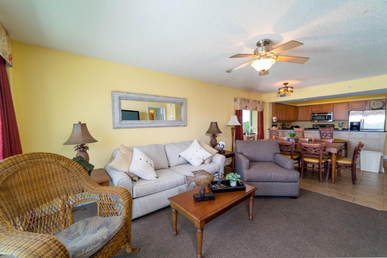 Malibu Pointe Club - Across The Street From The Ocean! Sleeps 12 Guests!
