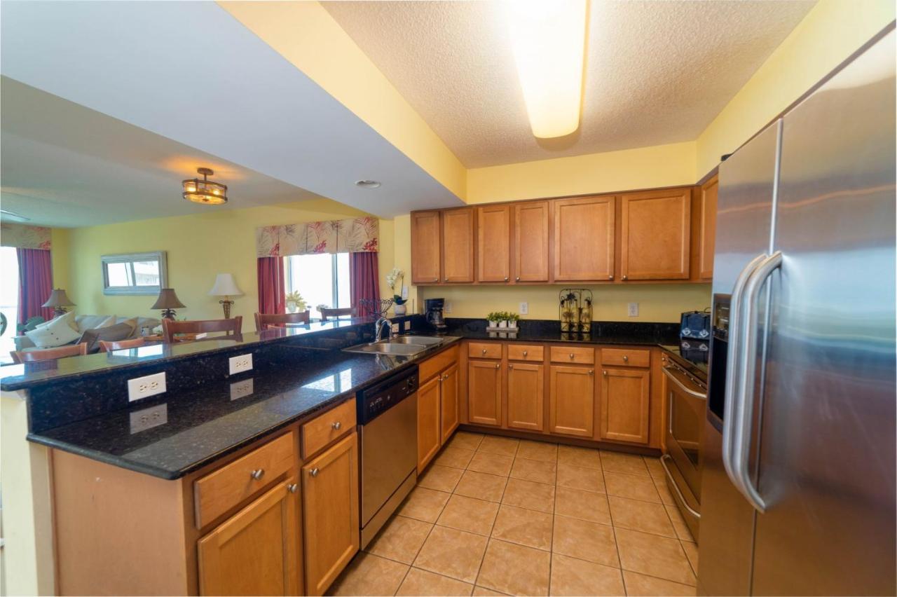 Holiday home Malibu Pointe Club - Across The Street From The Ocean! Sleeps 12 Guests!