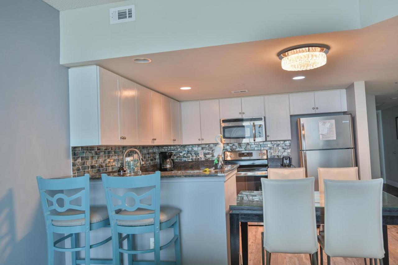 Gorgeous Ocean Front 2bd 2 Full Baths, 2 Balconies Myrtle Beach