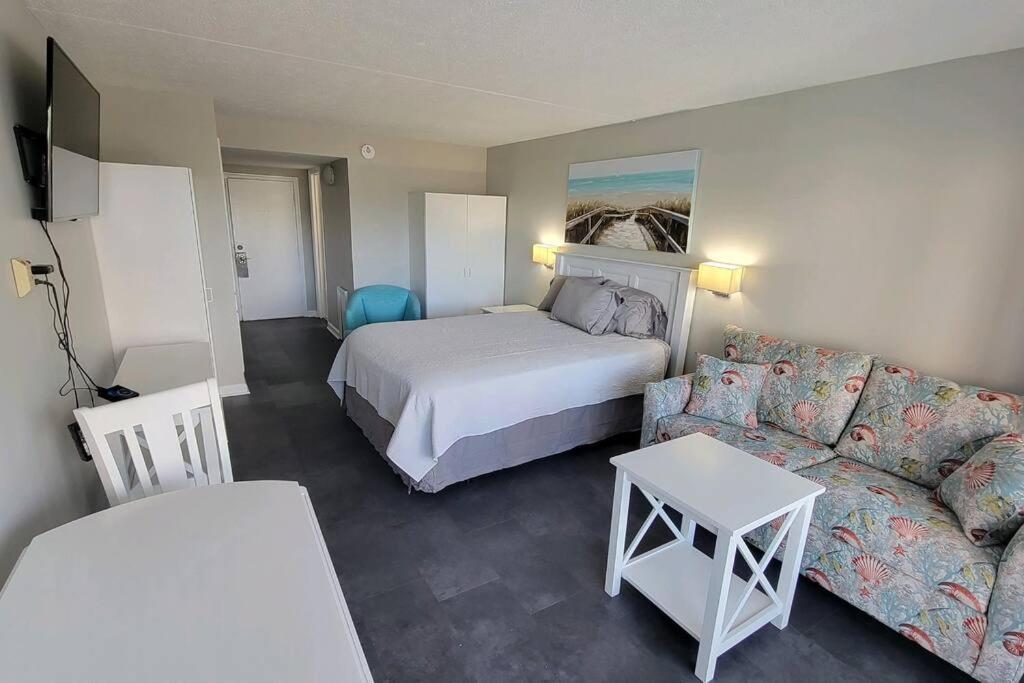 Beachy On The Strip! Apartment Myrtle Beach