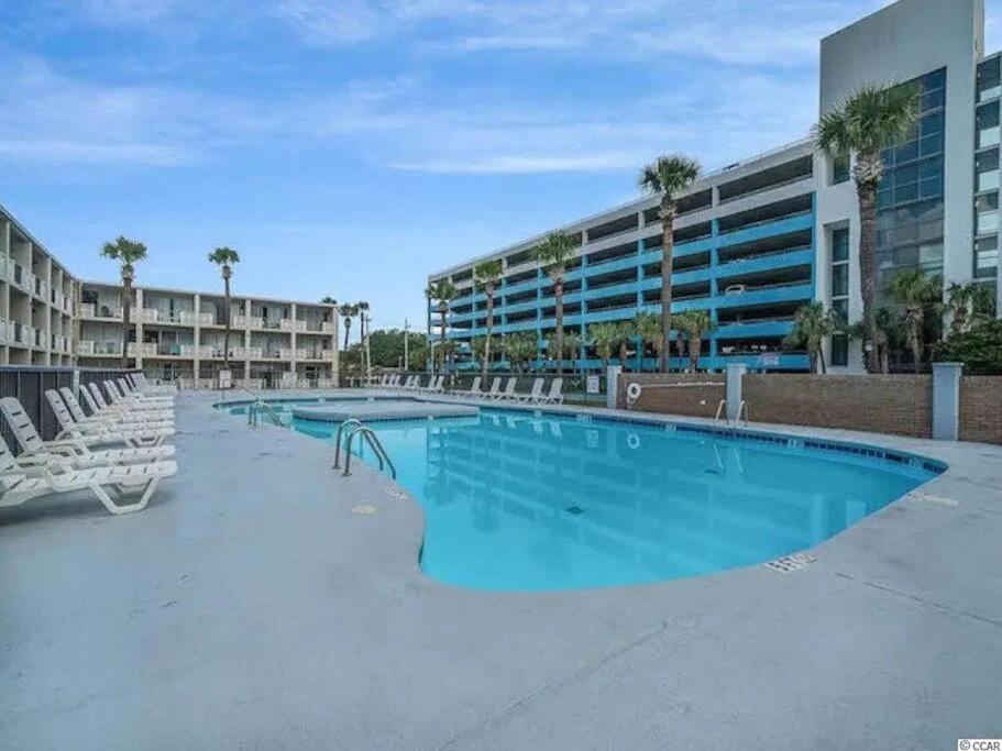 Beachy On The Strip! Apartment Myrtle Beach