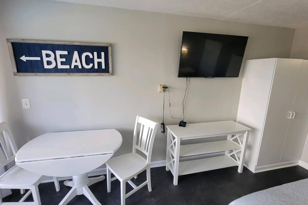 Apartment Beachy On The Strip! Myrtle Beach