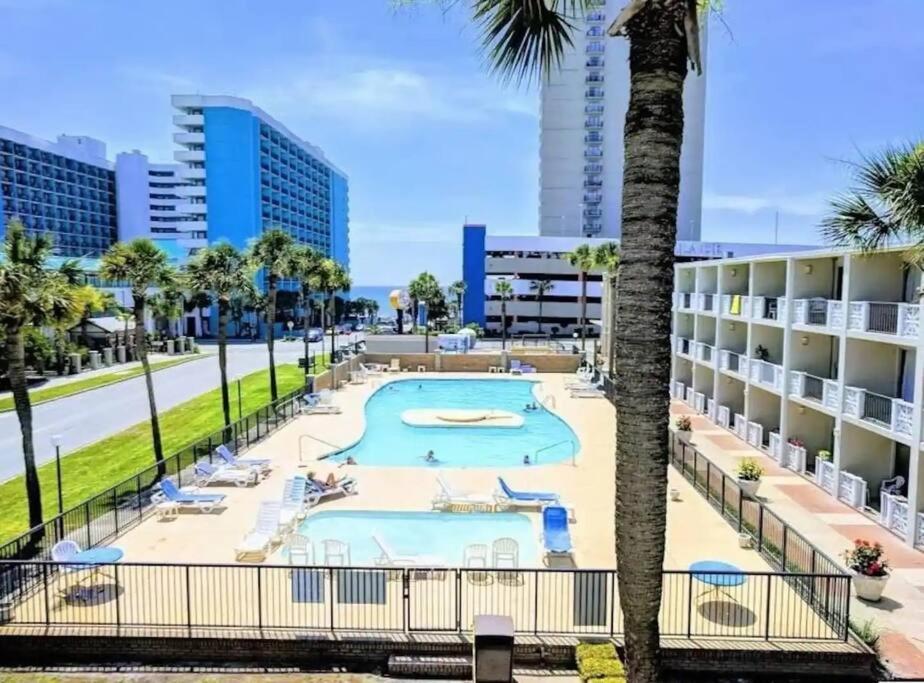 Beachy On The Strip! Apartment Myrtle Beach