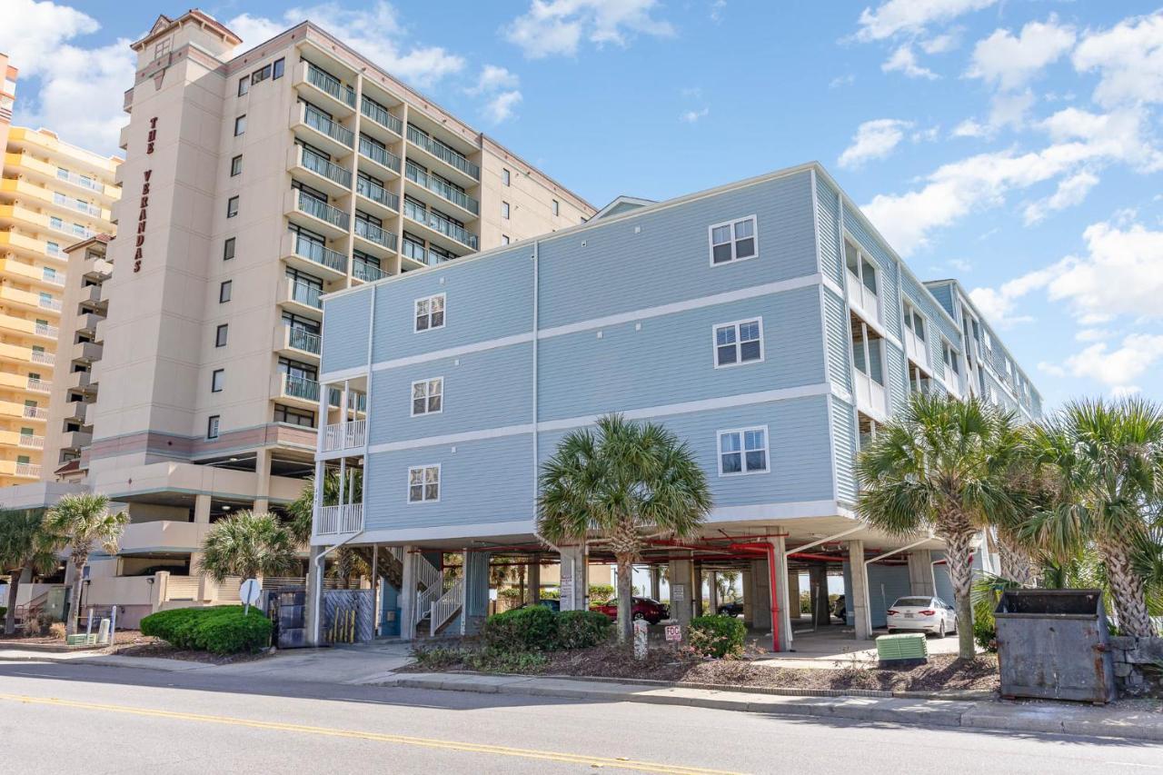 Spacious Penthouse Ocean Front 7 Bedroom - Ambassador Unit 401