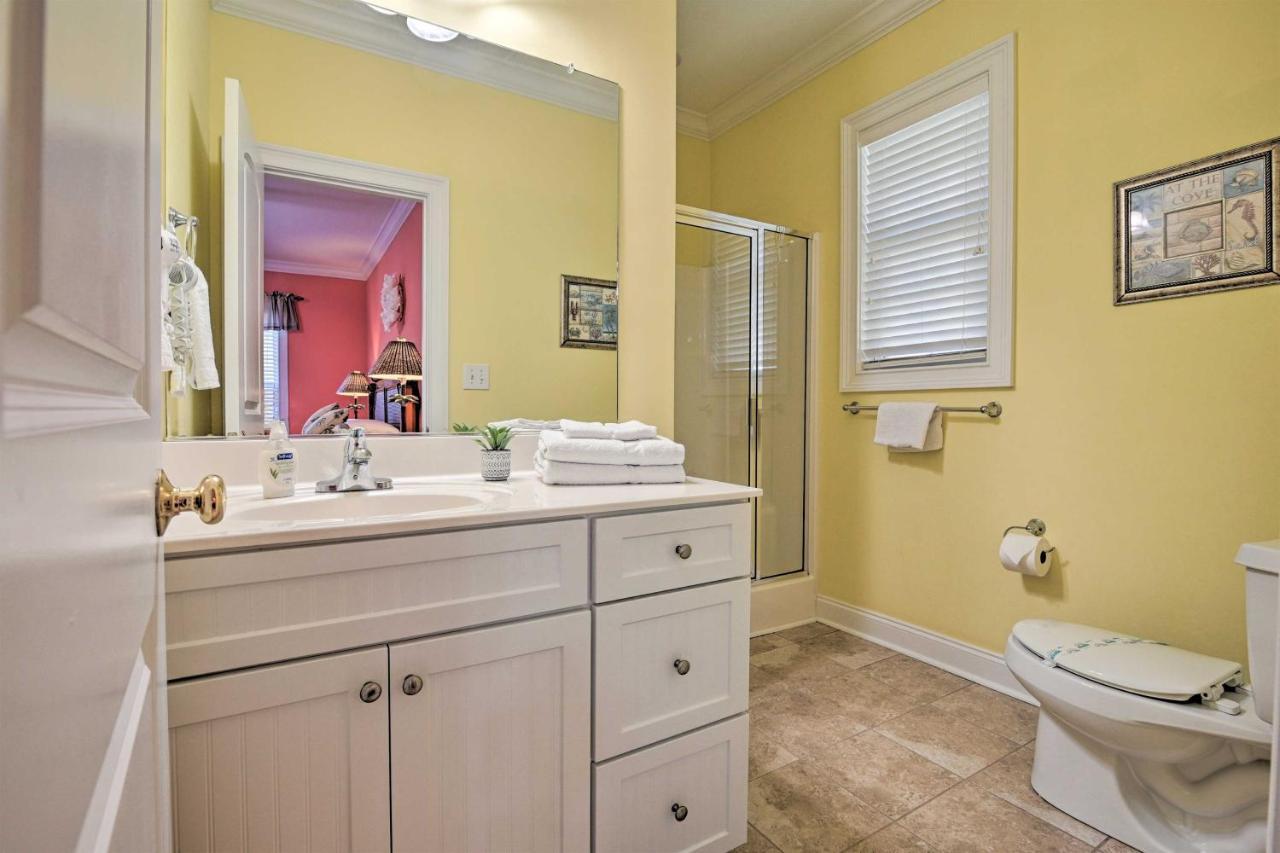 Charming Bermuda Bay Hideaway With Game Room! Myrtle Beach