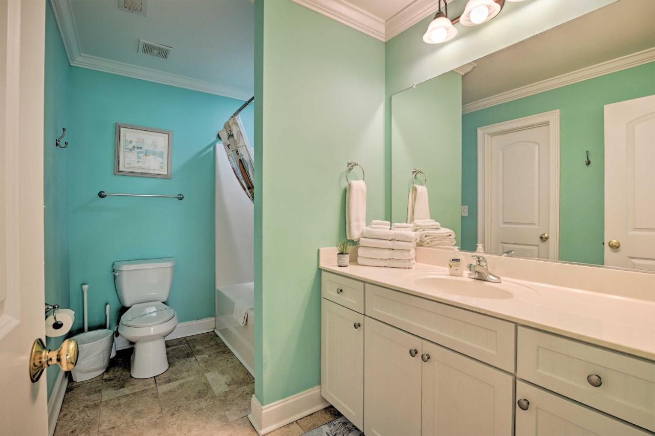 Charming Bermuda Bay Hideaway With Game Room! *