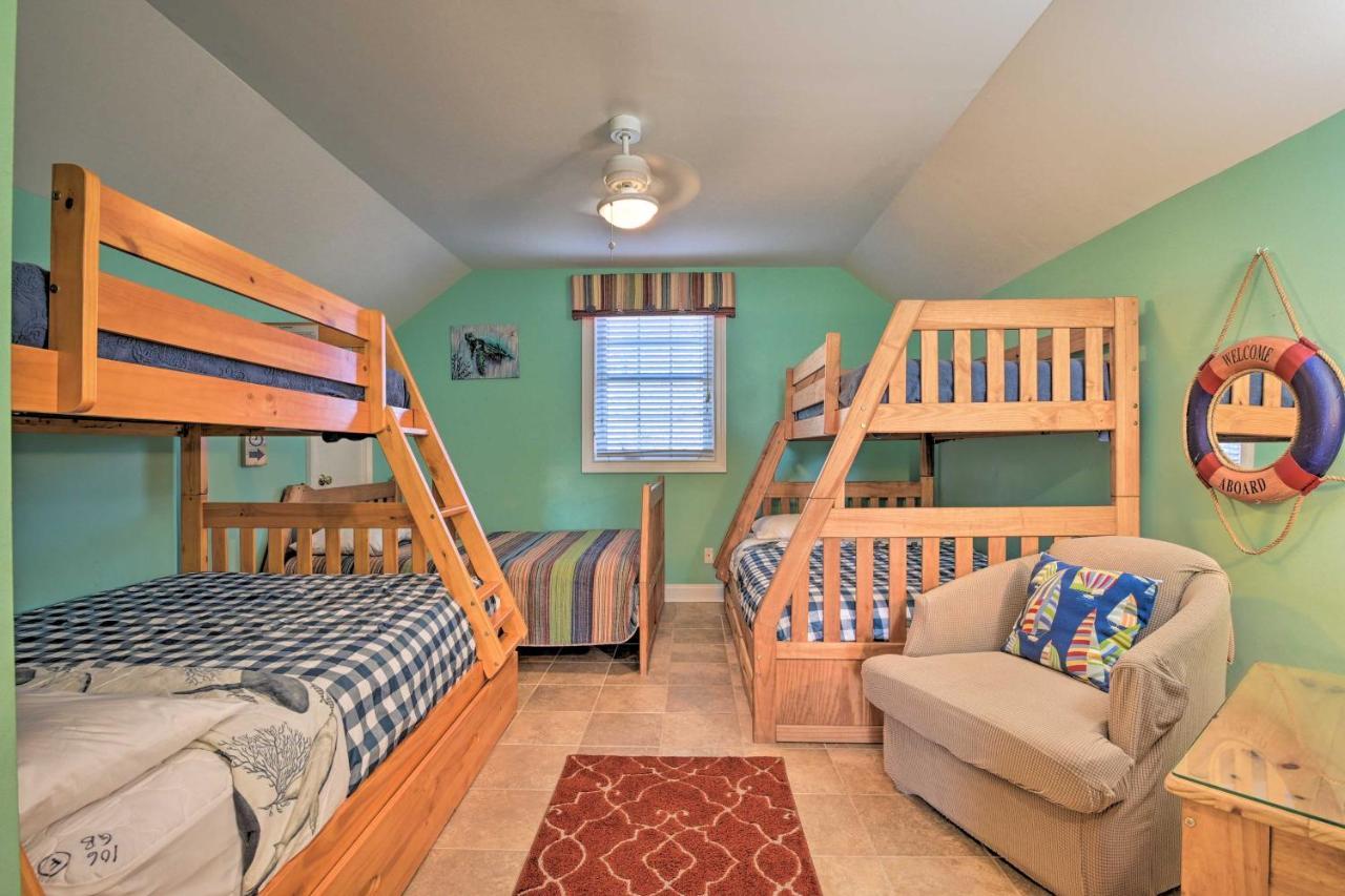 Charming Bermuda Bay Hideaway With Game Room! Holiday home *