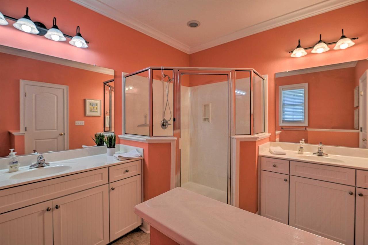 Holiday home Charming Bermuda Bay Hideaway With Game Room! *