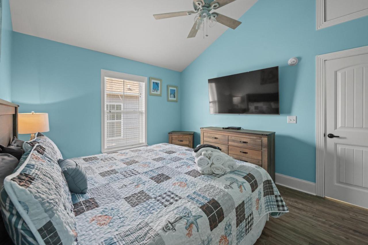 Holiday home Beautiful Beach House W/ocean View! Ocean Lakes Sc *