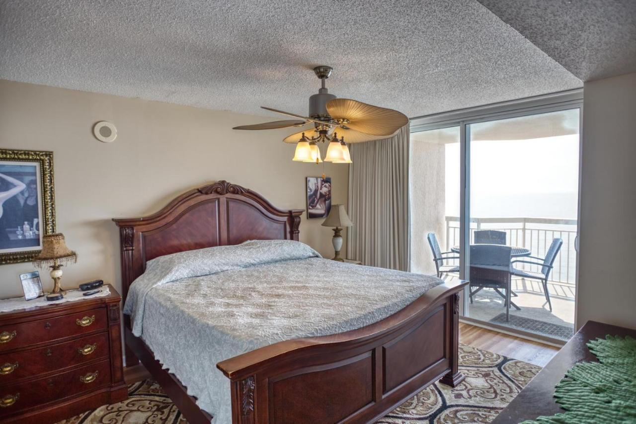 Apartment Crescent Shores S 1512