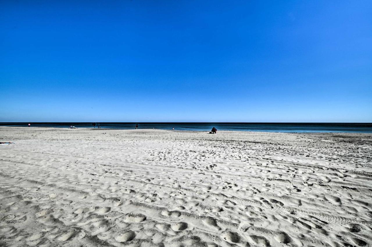 Oceanfront Myrtle With Huge Balcony! Apartment
