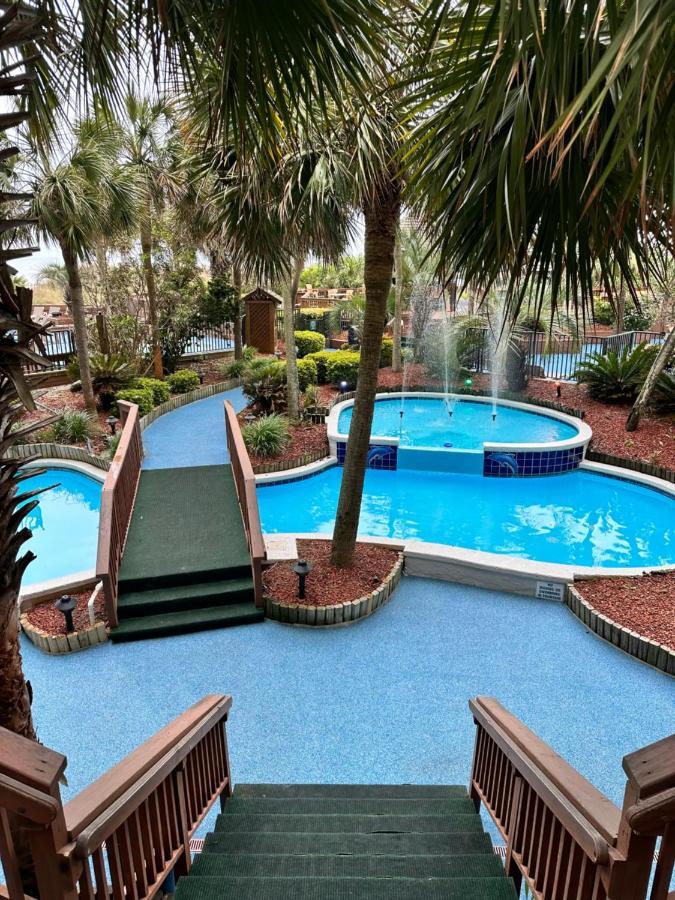 Oceanfront Oasis Beachcove *