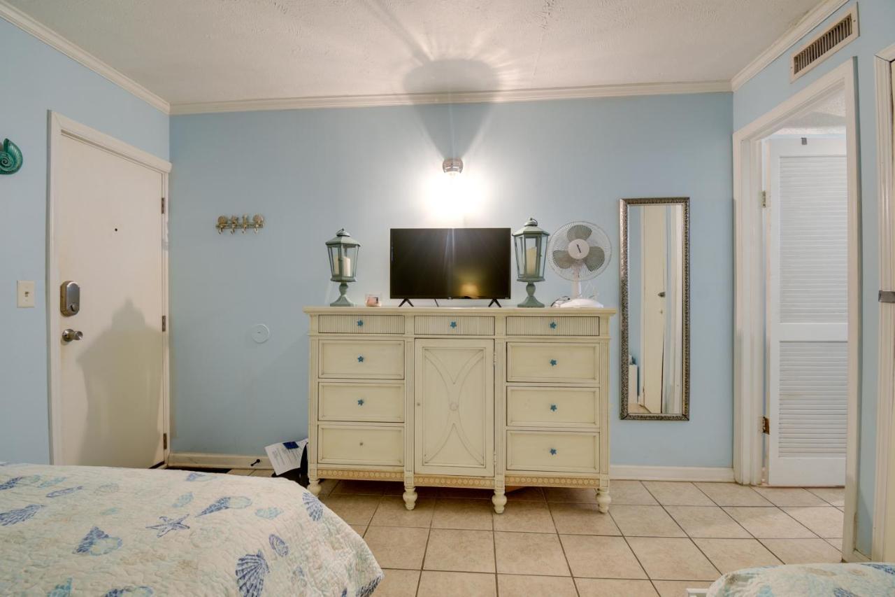 Oceanfront With Shared Deck And Access! * Myrtle Beach