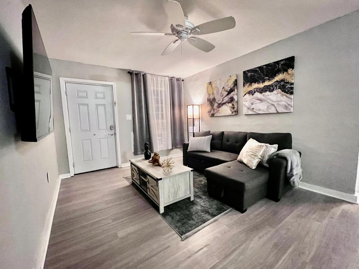 Apartment Short Walk To Beach, Hvac, Fast Wifi - 104 *