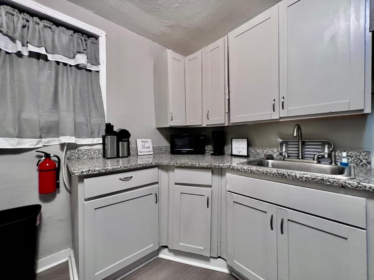 Apartment Short Walk To Beach, Hvac, Fast Wifi - 104 Myrtle Beach