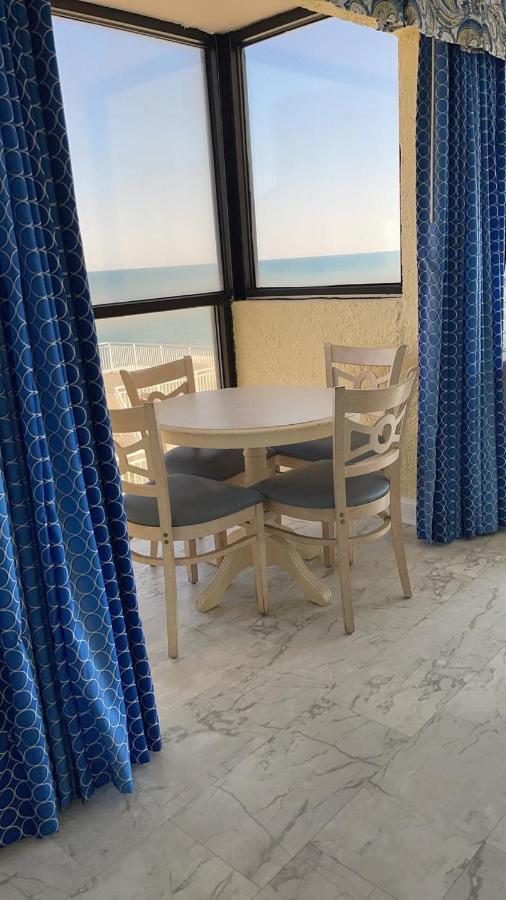 Oceanfront Romantic Oceanview Getaway With Heart Shaped Love Tub Jacuzzi In *